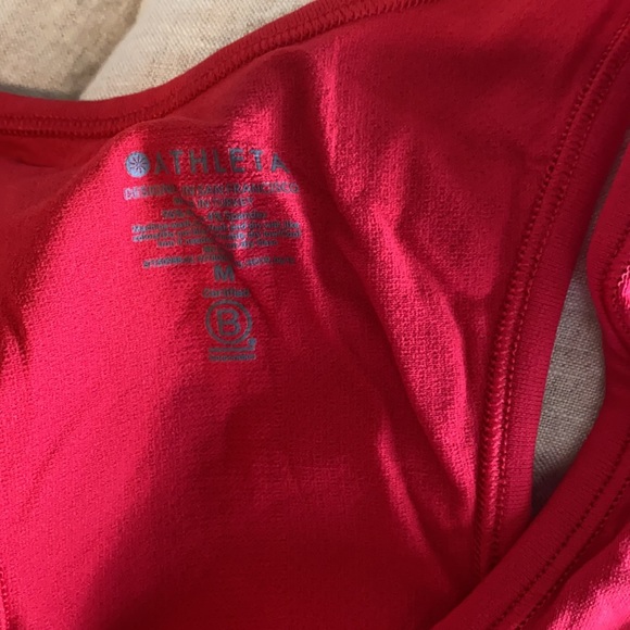 EUC Athleta red size M workout tank - Picture 5 of 5